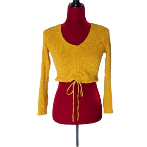 NWOT Altar'd State Chanel Mustard Cropped Sweater Size XSmall - Picture 2 of 4